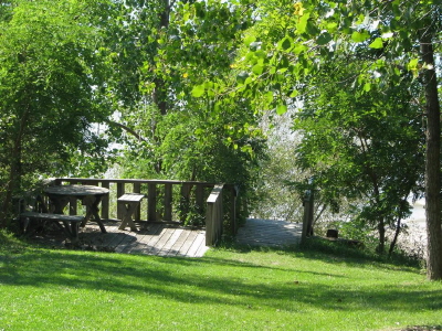 summer - steps to sandy beach_JPG